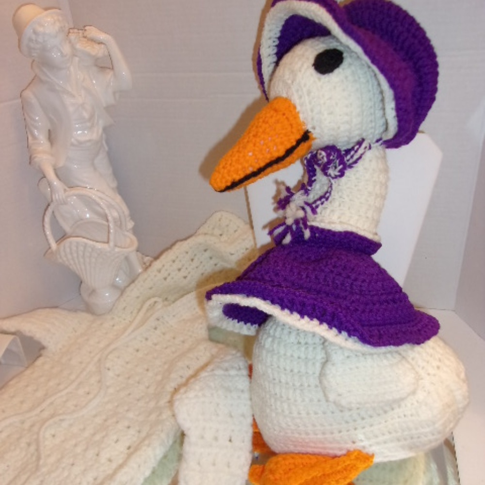 Hand knit Baby sweater & Mother goose.M4-1